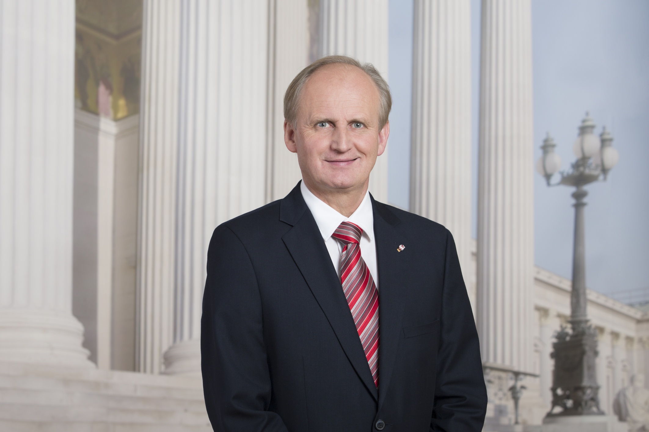 Mercosur-Abkommen und Einfuhr von US-Rindfleisch in die EU bedrohen Österreichs Landwirtschaft