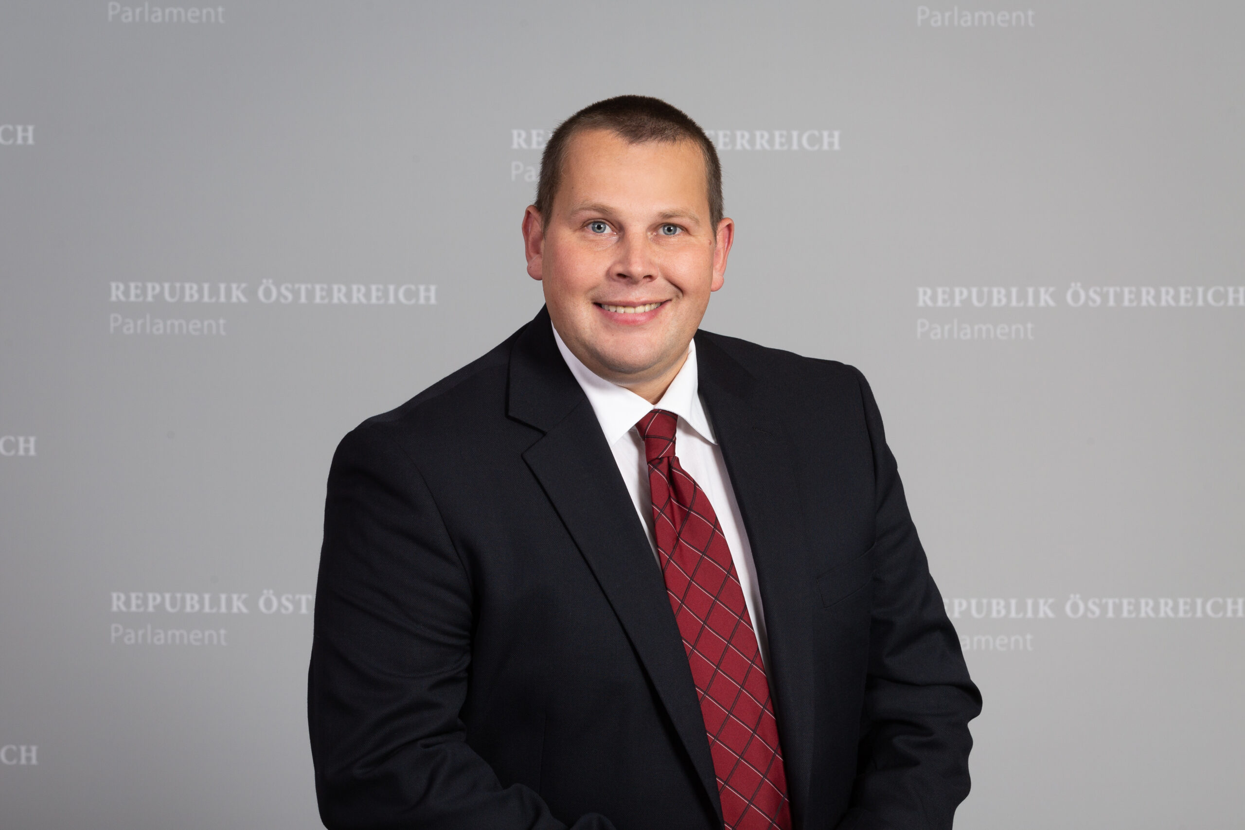 FPÖ – Schmiedlechner: ÖVP-Landwirtschaftsministerin Köstinger redet, statt zu handeln!