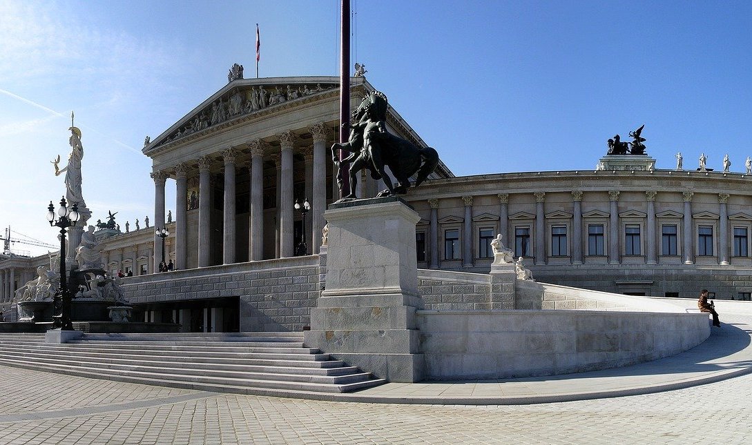 Dringlicher Antrag im Nationalrat: SPÖ fordert Maßnahmenpaket gegen die Teuerung