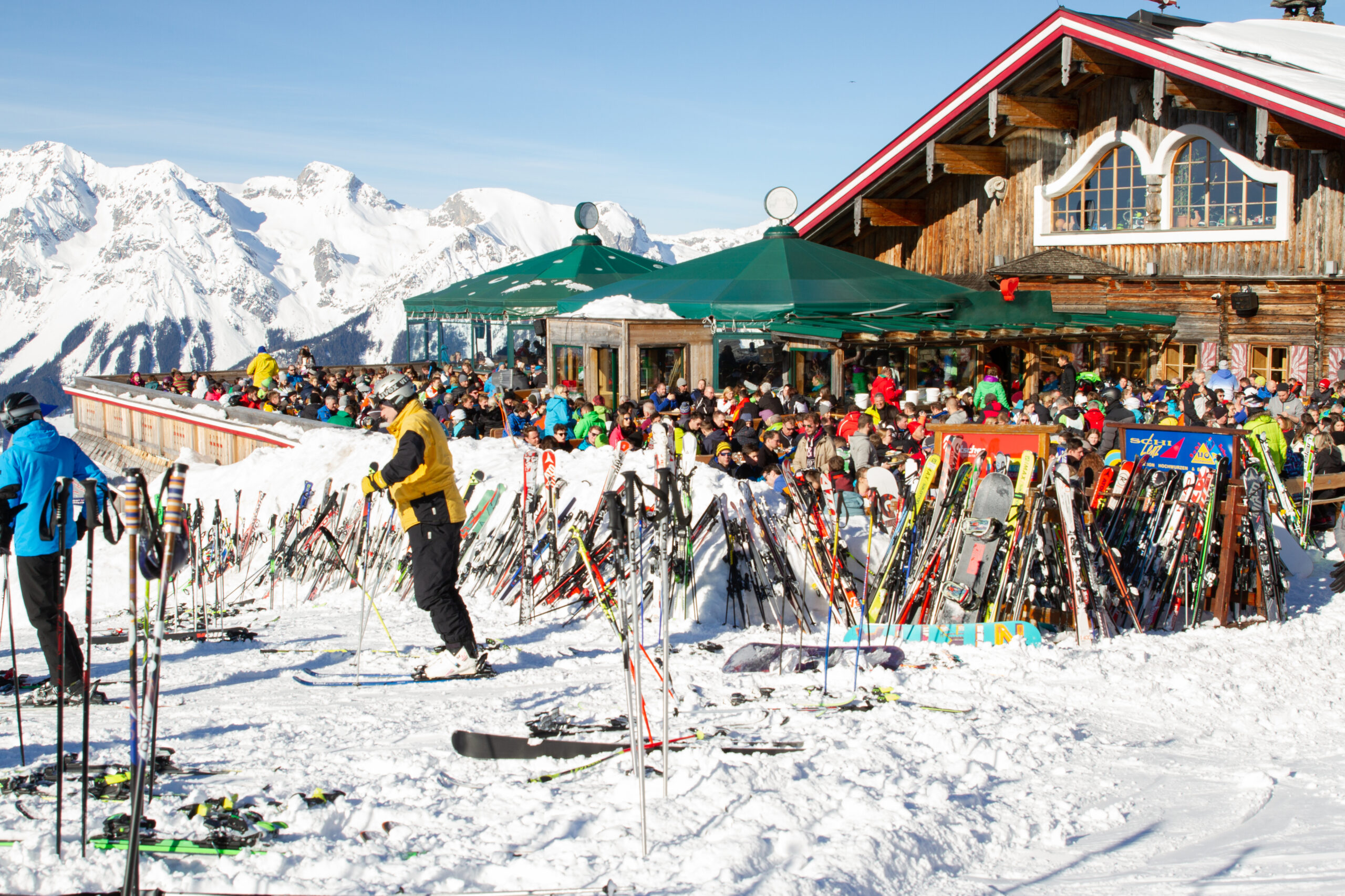 Klimafreundliche Hotelküche: Hoteliervereinigung kooperiert mit Land schafft Leben