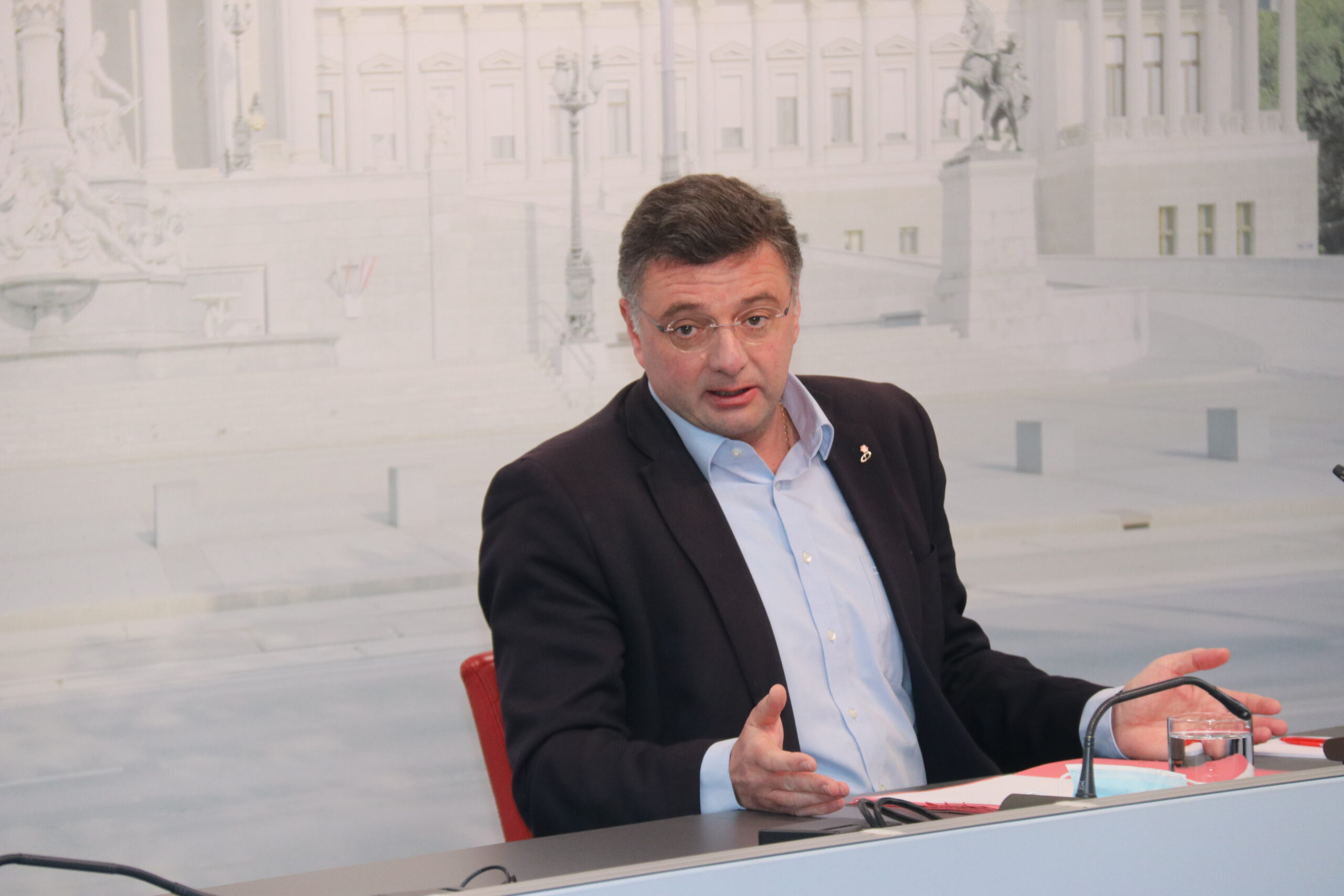 SPÖ-Vorstoß zur tiergerechten Haltung von Schweinen und Rindern