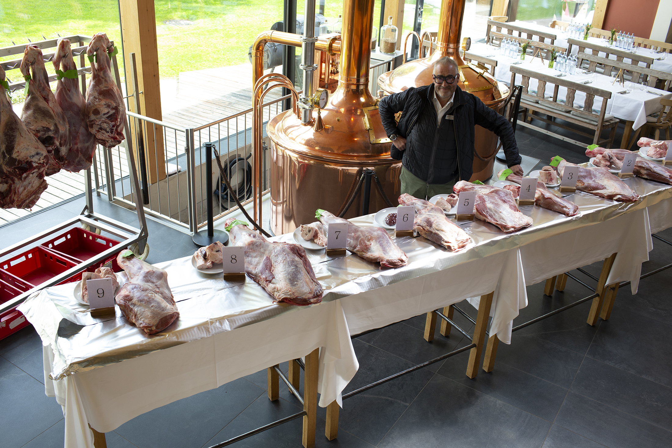 Kalbfleisch im Test:Triumph für Biomilch-Fütterung