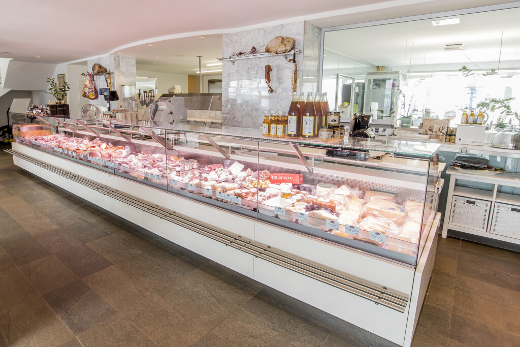 „Gastronomen, aber auch Kunden kaufen bewusster ein als früher“ sagt Roman Thum. © Harry Winkelhofer