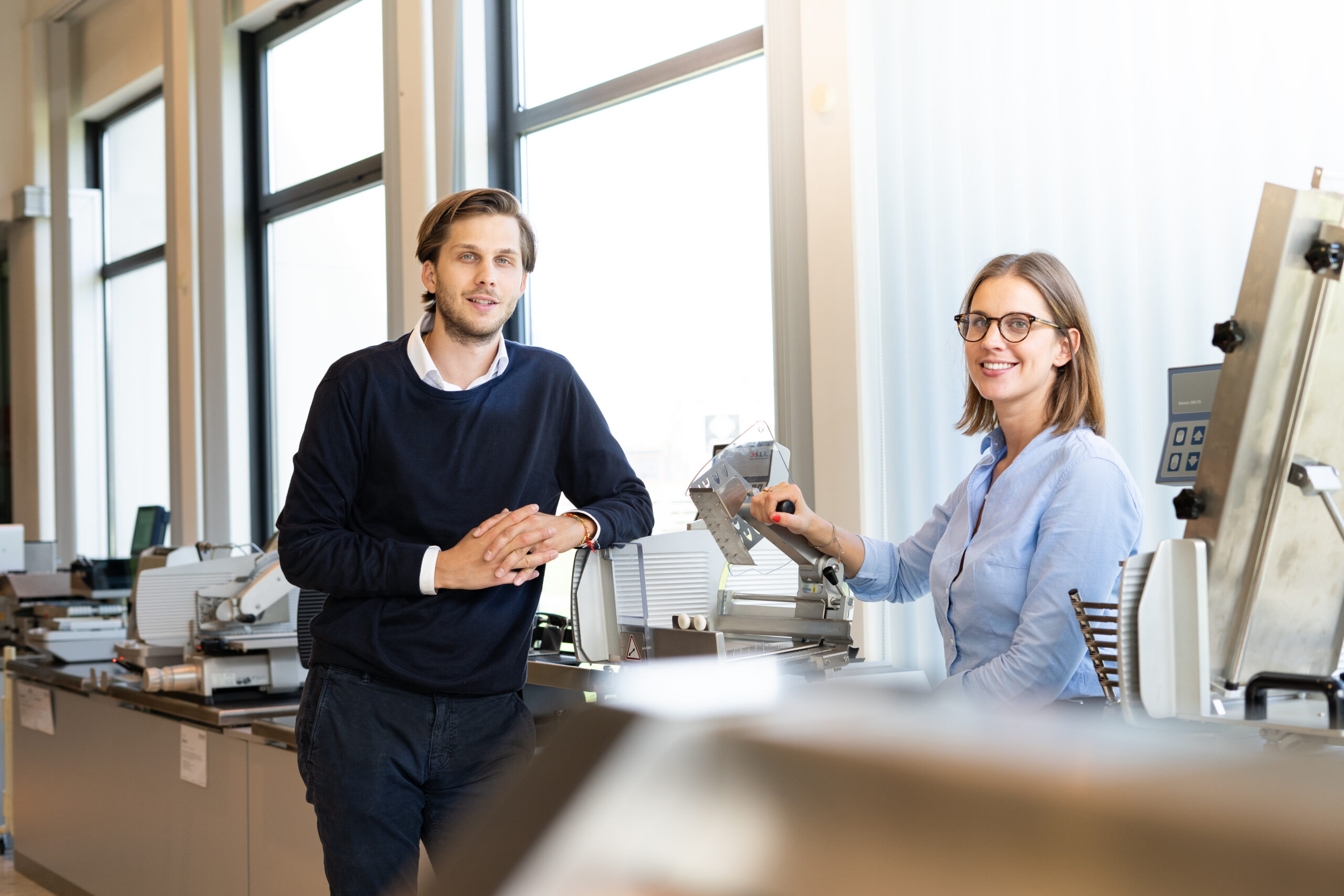 S.A.M. KUCHLER Electronics und die Kunst des Aufschneidens