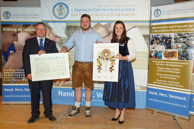 Schon der fünfte Fleischer-Meister bei Fleischerei Rzepa in Schrems