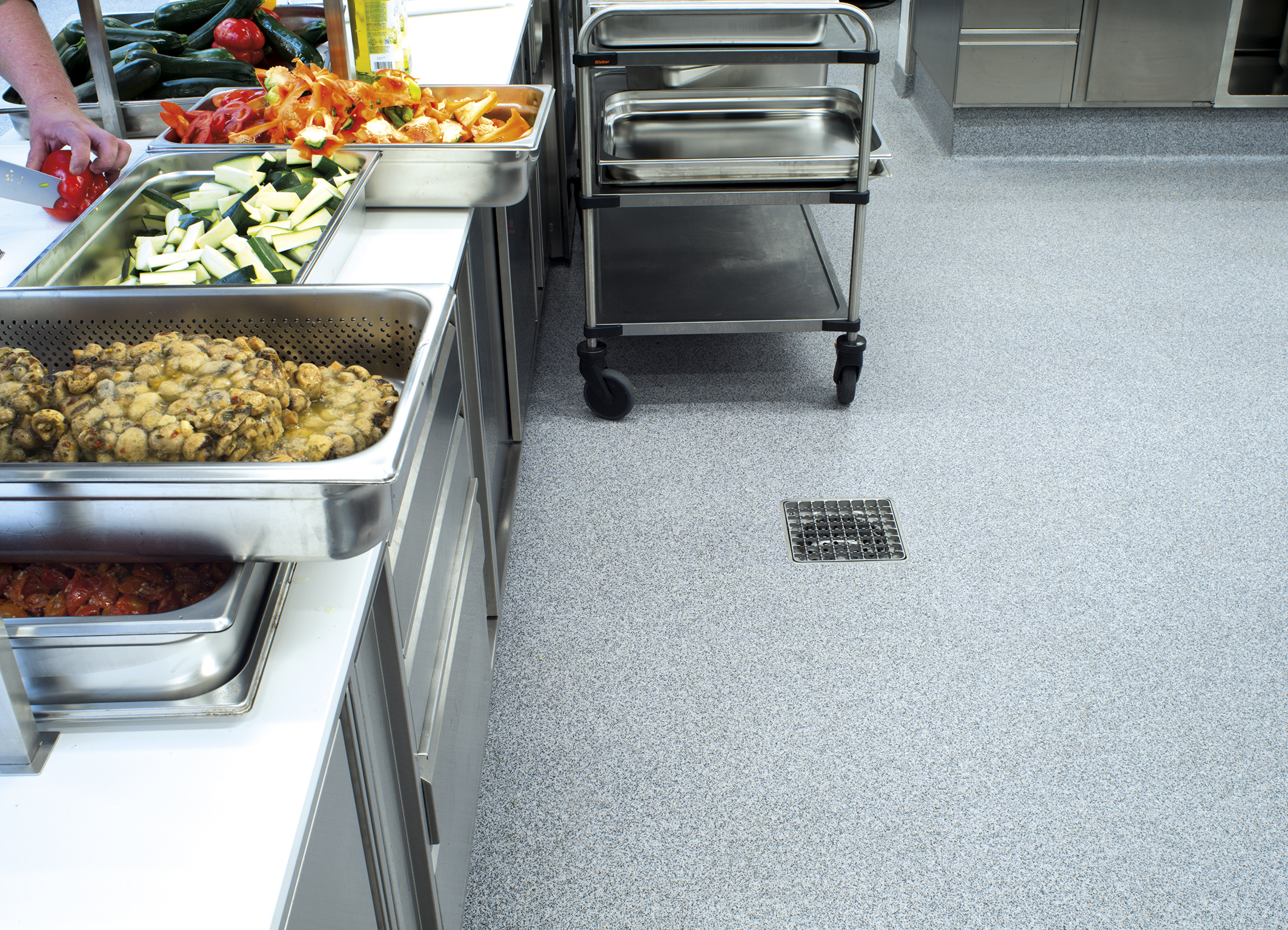 Hygienisch und belastbar: Böden aus Silikalharz