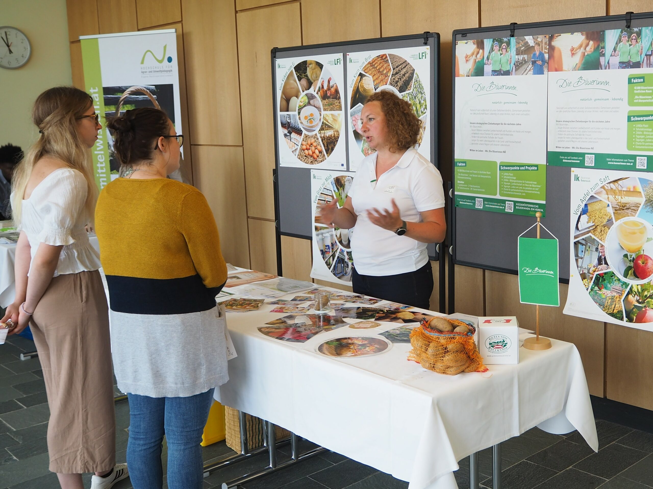 „Pädagog:in trifft Bauernhof“ macht angehende und aktive Lehrer:innen „fit for life“  