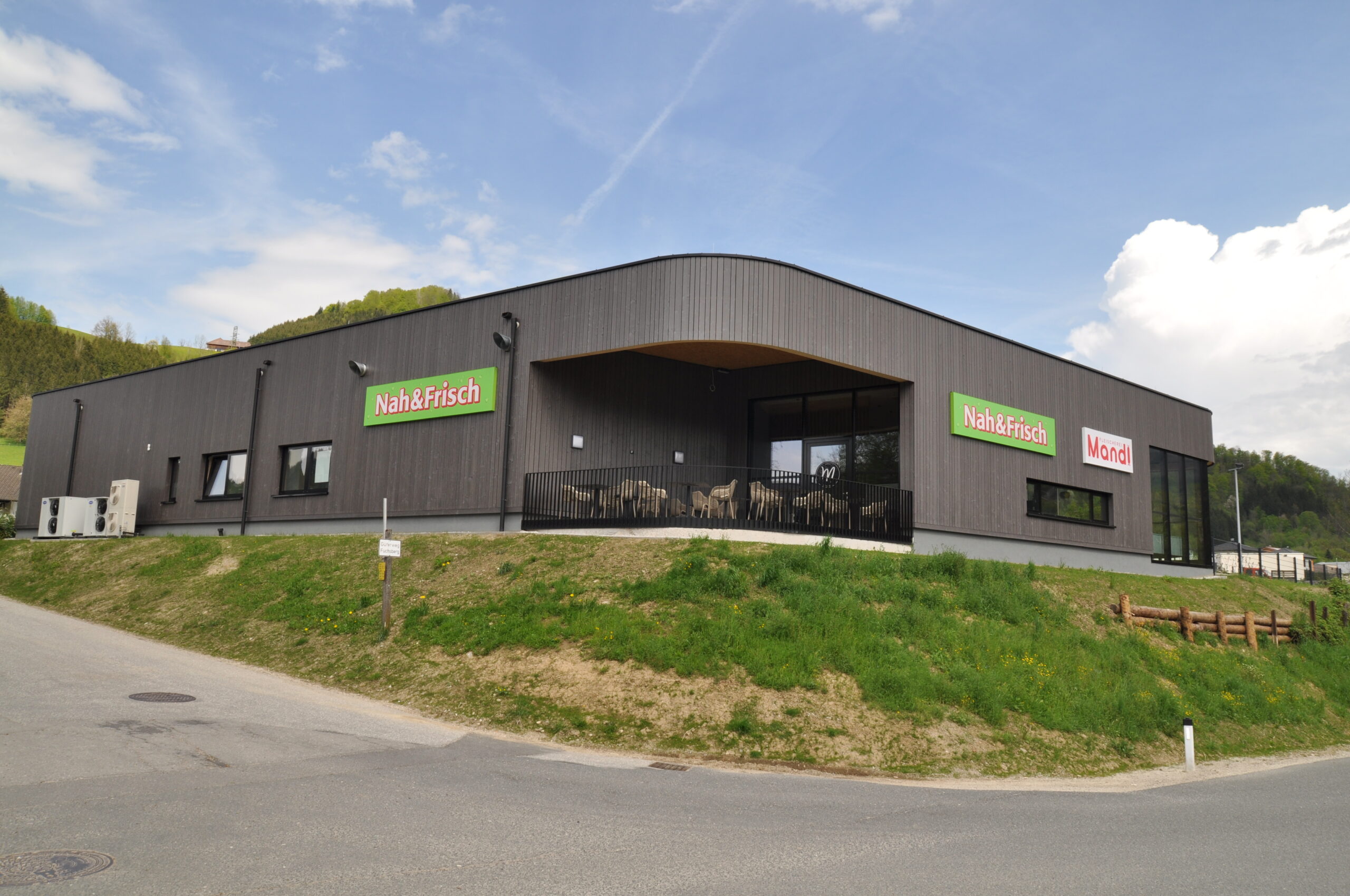 Die Fleischerei Mandl geht neue Wege: vom Fleischer-Fachgeschäft zum Nah & Frisch-Markt