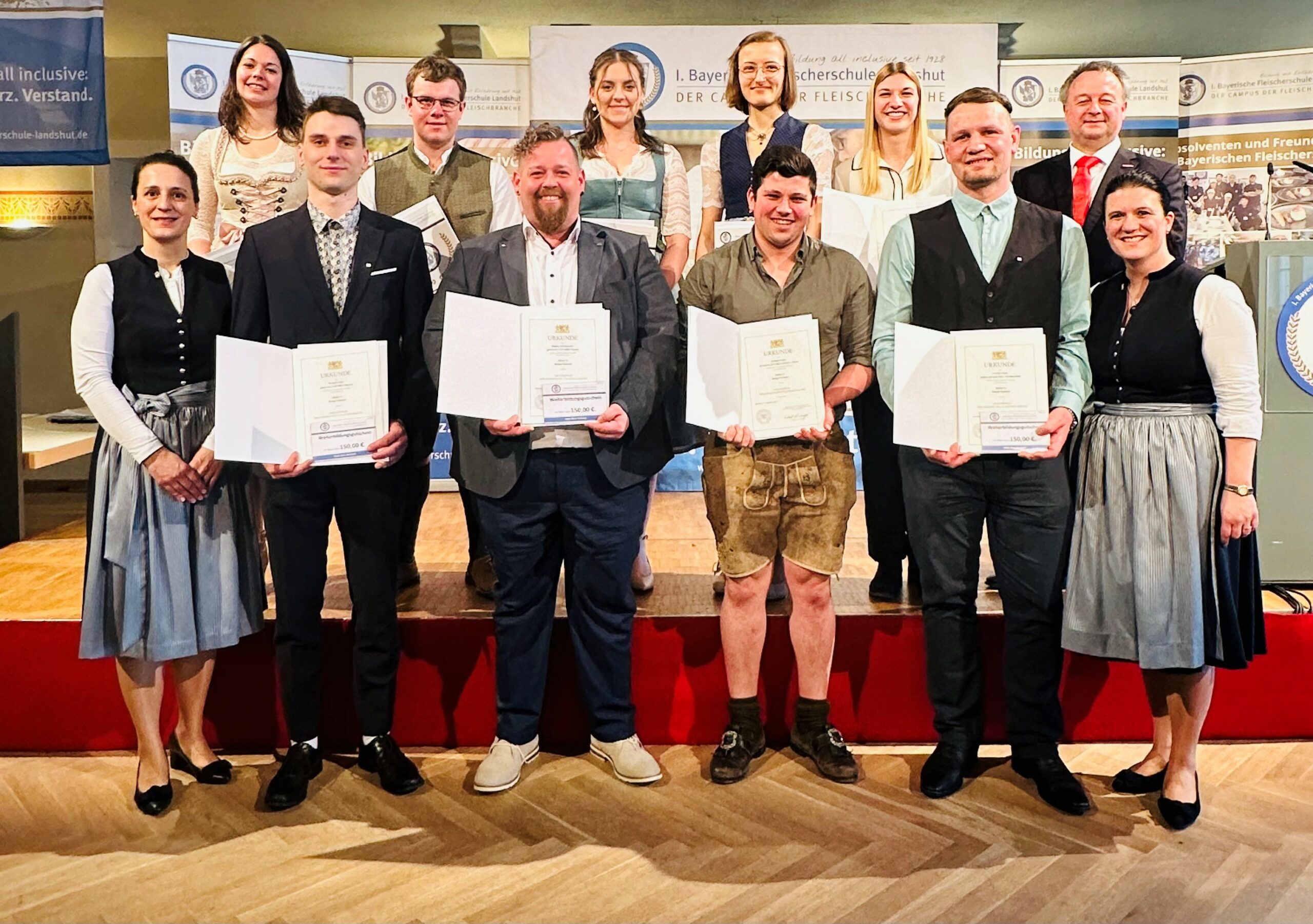 Fleischermeisterin Bettina Wimpissinger ausgezeichnet