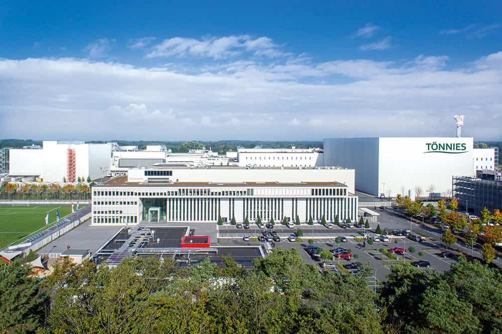 Tönnies investiert in pflanzliche Proteine: Ambitionierte Pläne für Fleischersatzprodukte