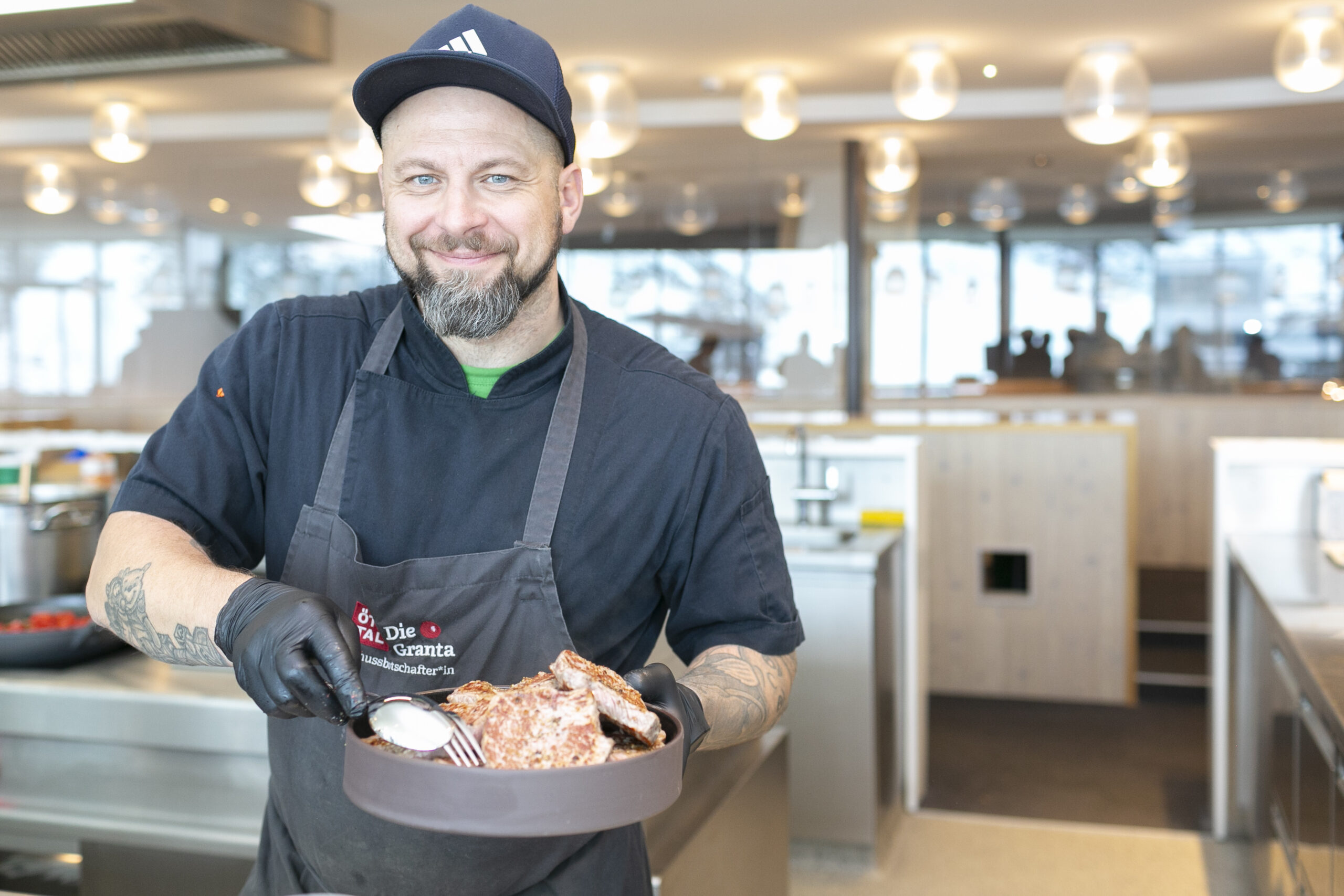Ötztal vernetzt: Erfolg beim ersten Treffen von Touristikern und Erzeugern – Gastronomen und Produzenten im Dialog.
