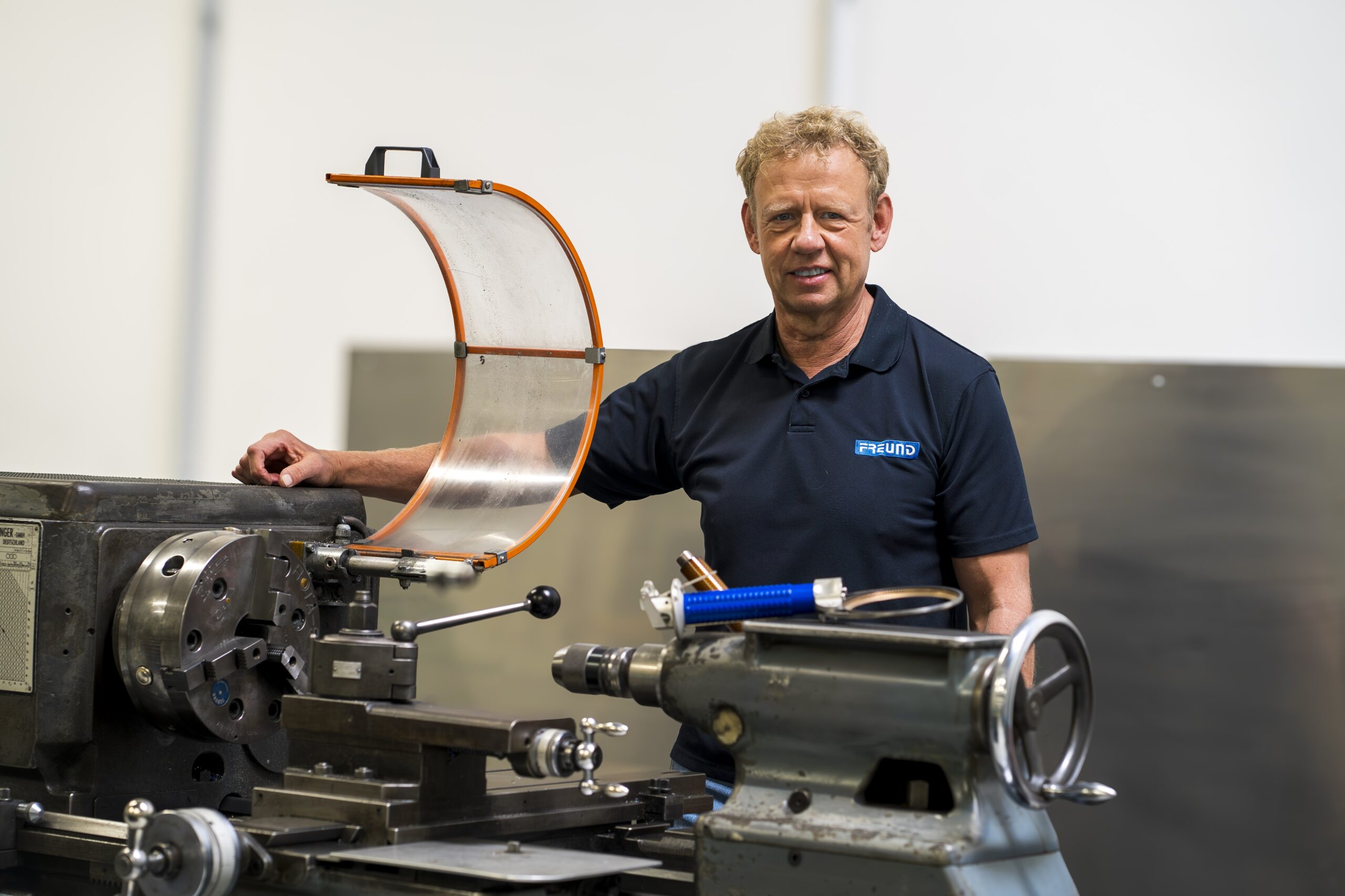 Freund eröffnet neue Smart Factory in Paderborn