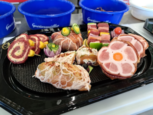 Sorgfältig und ansprechend: Die Platten zeigen das hohe handwerkliche Niveau der Austrian-Skills-Teilnehmer.© Florian Wieser